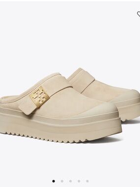 Tory Burch
Mellow Suede Shearling Buckle Platform
Loafer Mules
